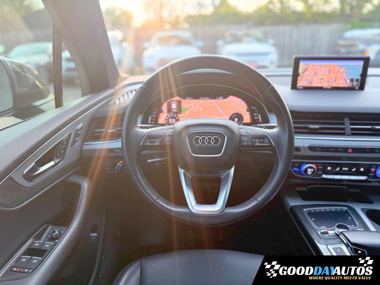 2018 Audi Q7 Technik S-LINE ONE OWNER CLEAN CARFAX DRIVER ASST Photo
