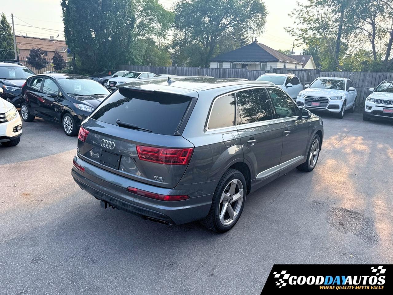 2018 Audi Q7 Technik S-LINE ONE OWNER CLEAN CARFAX DRIVER ASST Photo