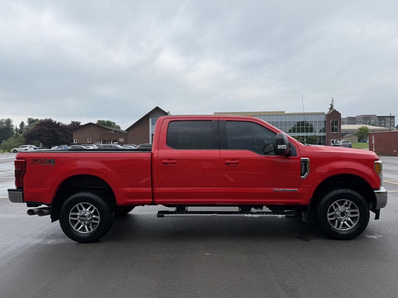 2018 Ford F-350 Lariat Photo
