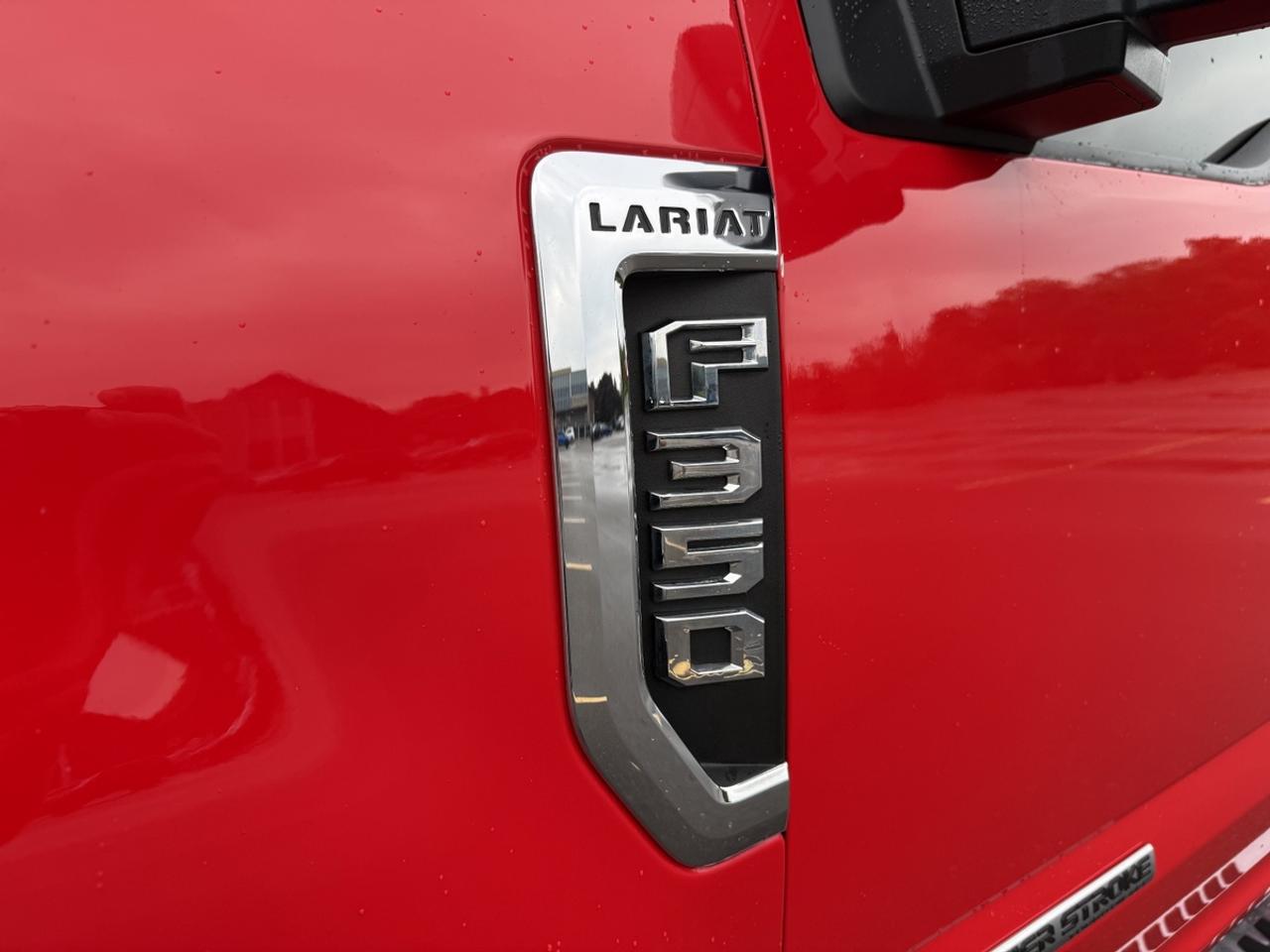 2018 Ford F-350 Lariat Photo