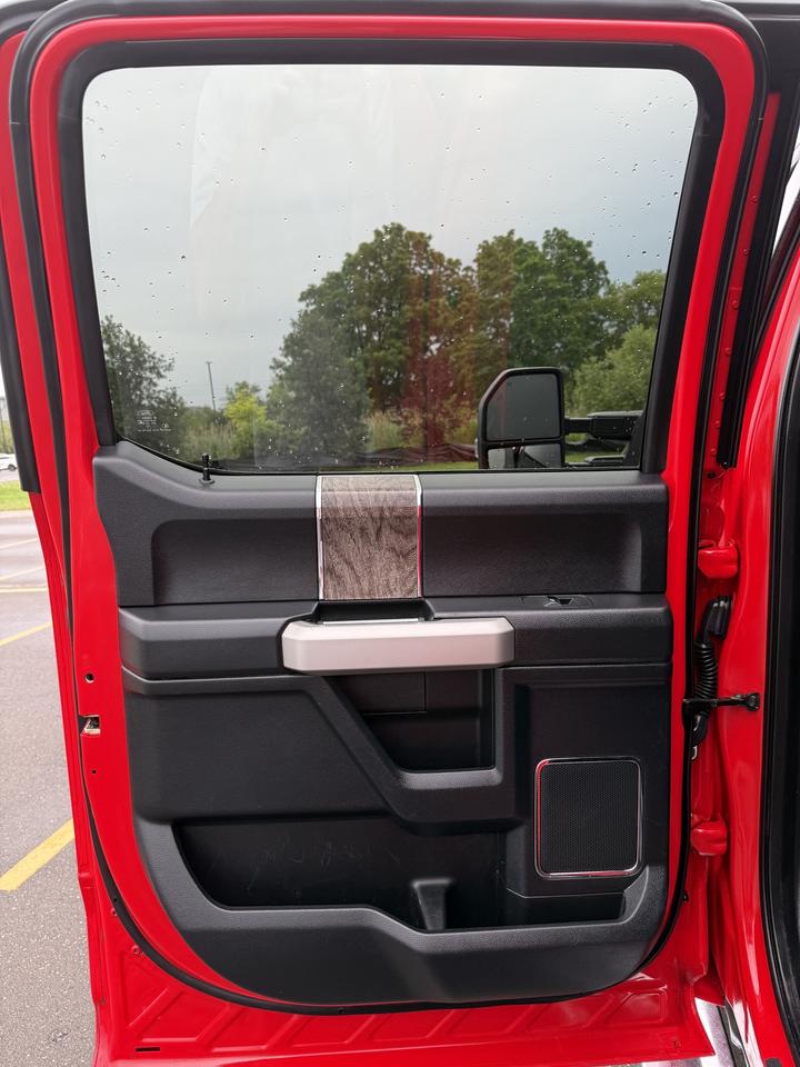 2018 Ford F-350 Lariat Photo