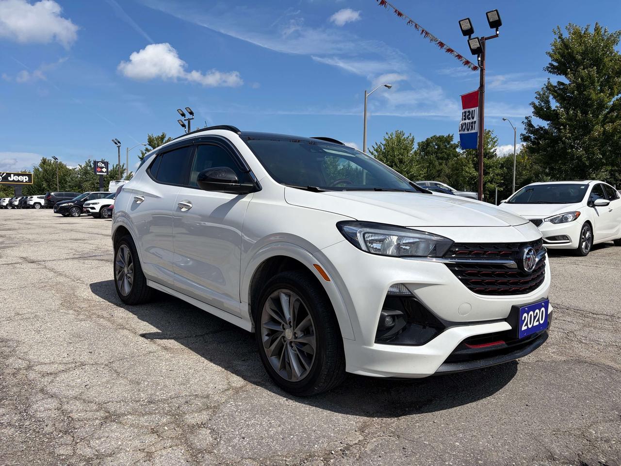 2020 Buick Encore Select Photo2