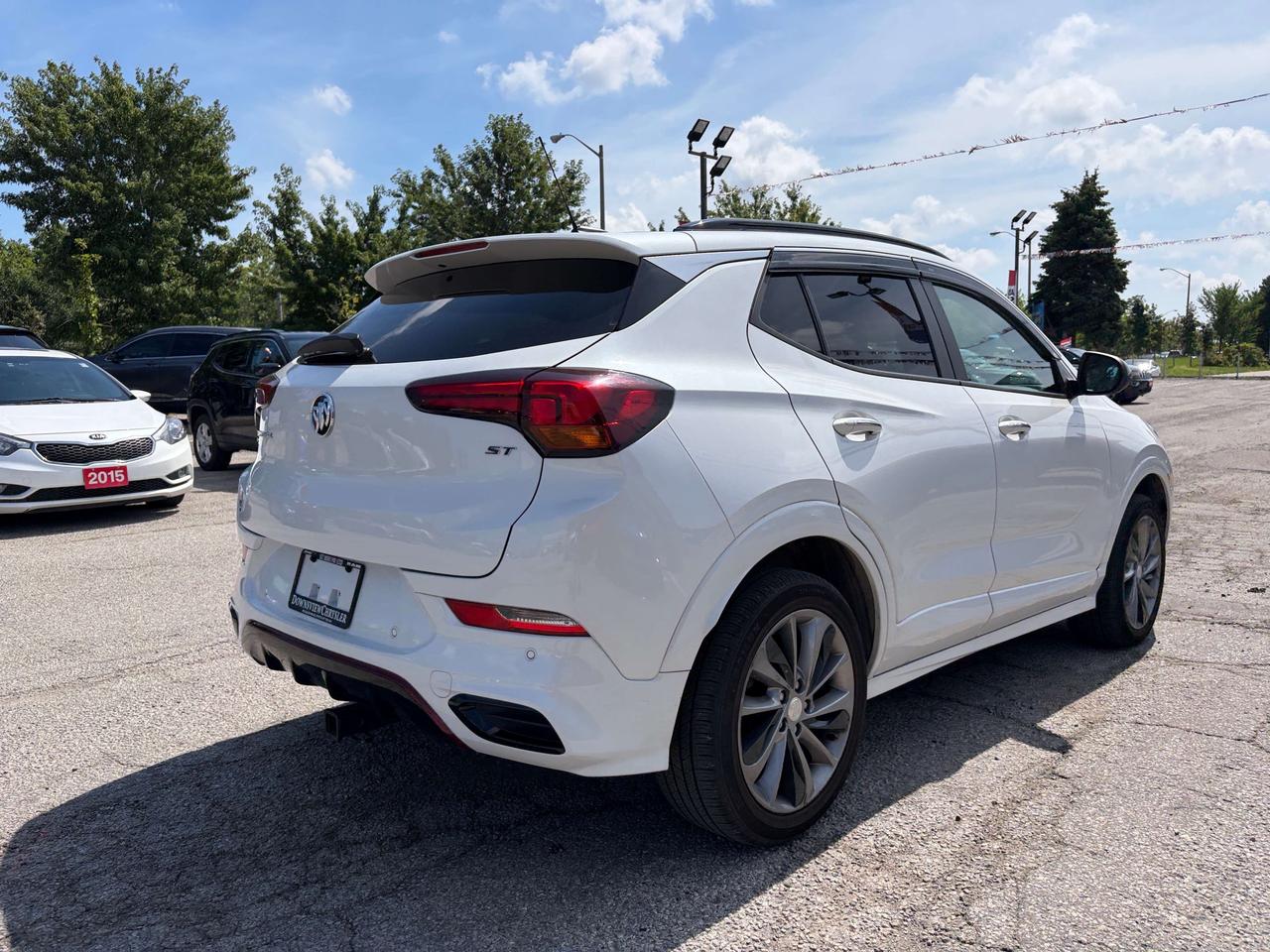 2020 Buick Encore Select Photo4