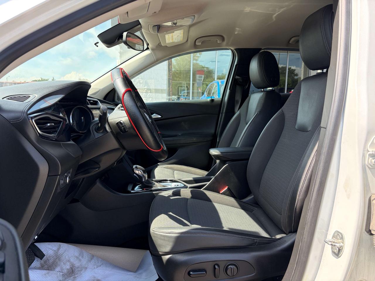 2020 Buick Encore Select Photo