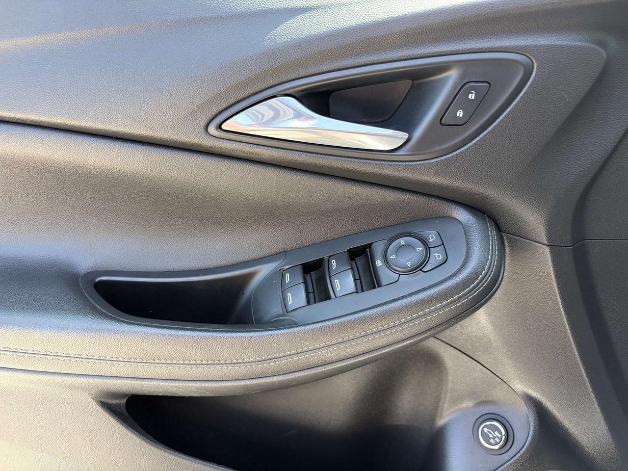 2020 Buick Encore Select Photo