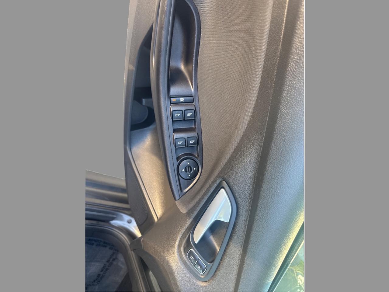 2015 Ford Focus SE Photo