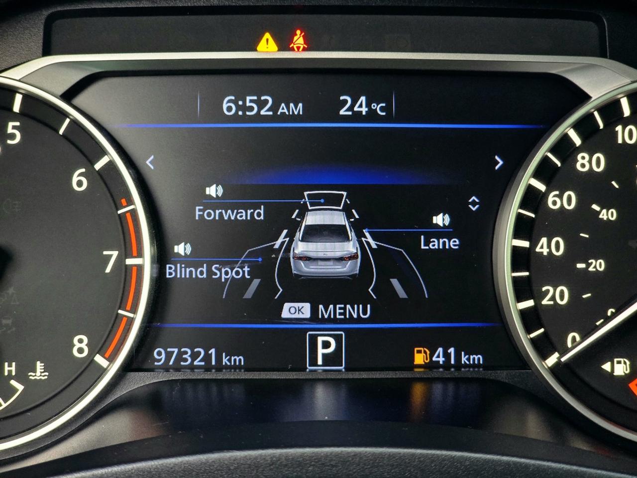 2020 Nissan Altima SV Photo