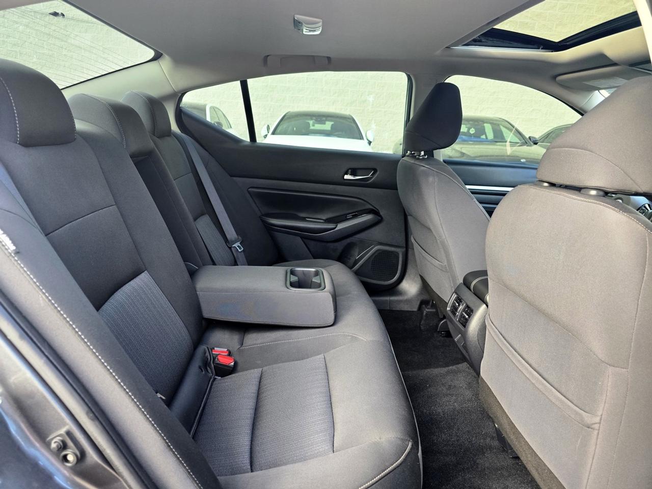 2020 Nissan Altima SV Photo