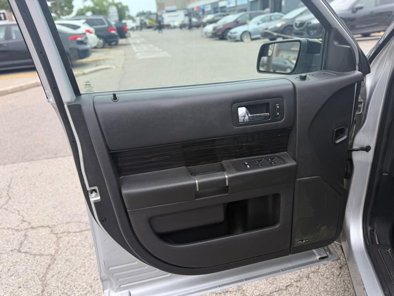 2019 Ford Flex SEL Photo