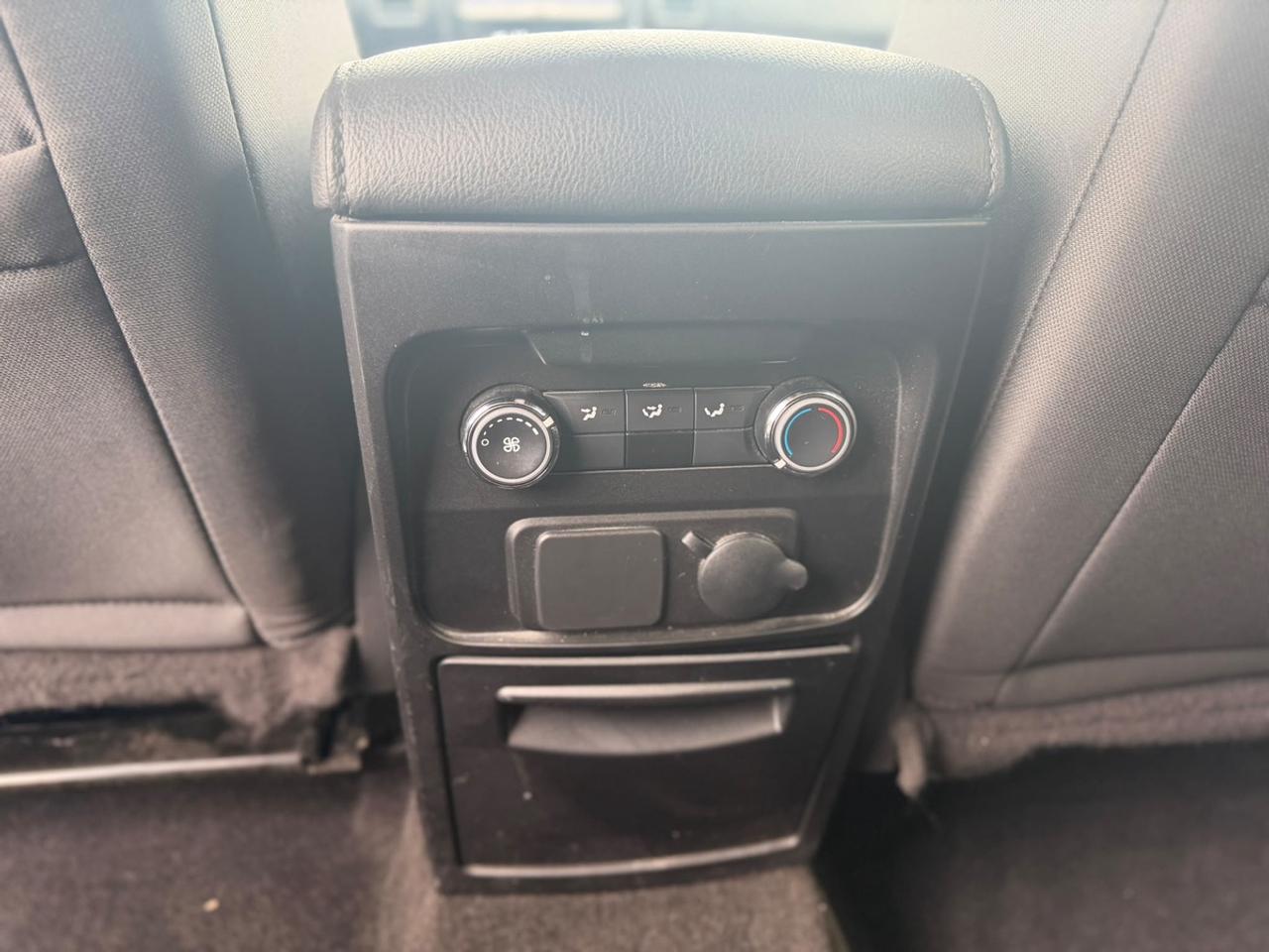 2019 Ford Flex SEL Photo