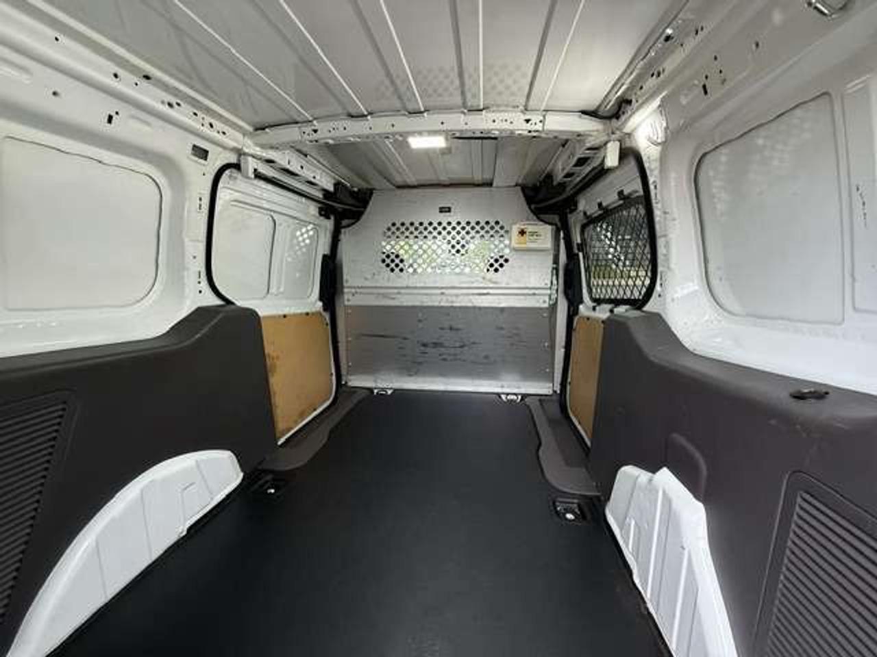 2023 Ford Transit Connect XLT BlindSpotAssist BCam Certified CleanCarfax Photo4