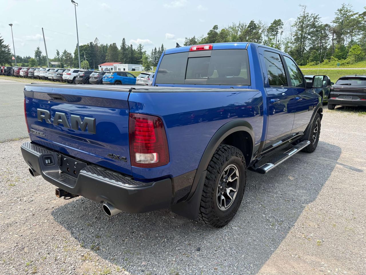 2018 RAM 1500 Rebel - tow pkg - htd seats/wheel Photo