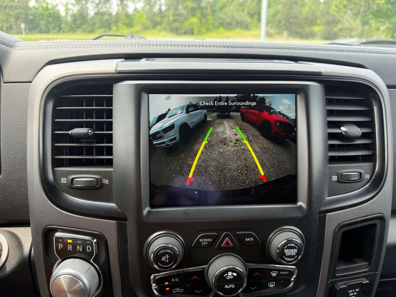 2018 RAM 1500 Rebel - tow pkg - htd seats/wheel Photo