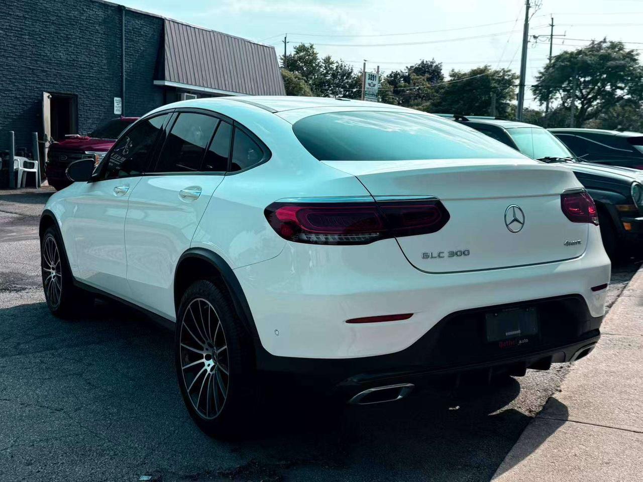 2020 Mercedes-Benz GLC Coupe AWD ACC 360Camera AMGpkg BlindSpot Carplay Photo5