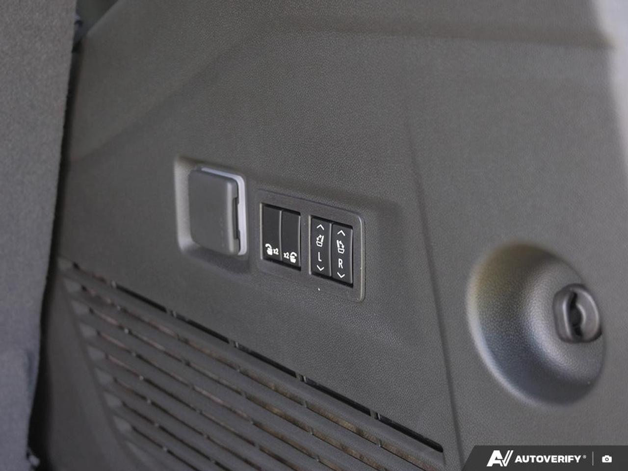 2026 GMC Yukon 4WD 4dr Denali Photo
