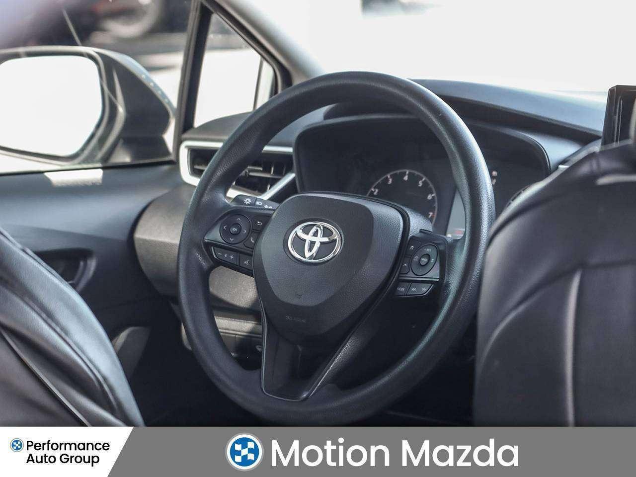 2024 Toyota Corolla LE   Carplay   Safety Sense 3.0 Photo