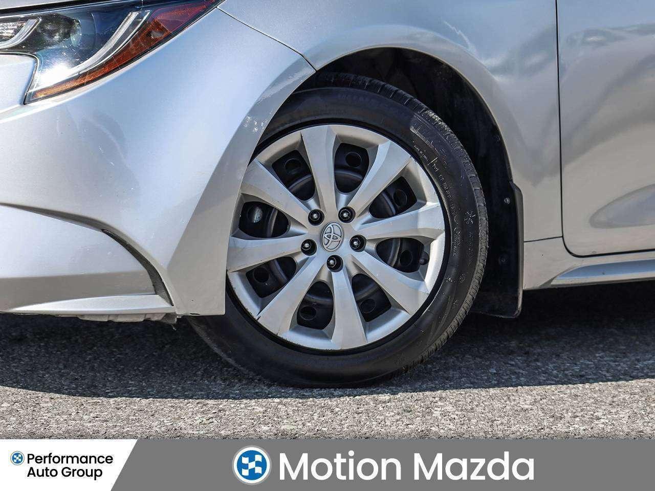 2024 Toyota Corolla LE   Carplay   Safety Sense 3.0 Photo