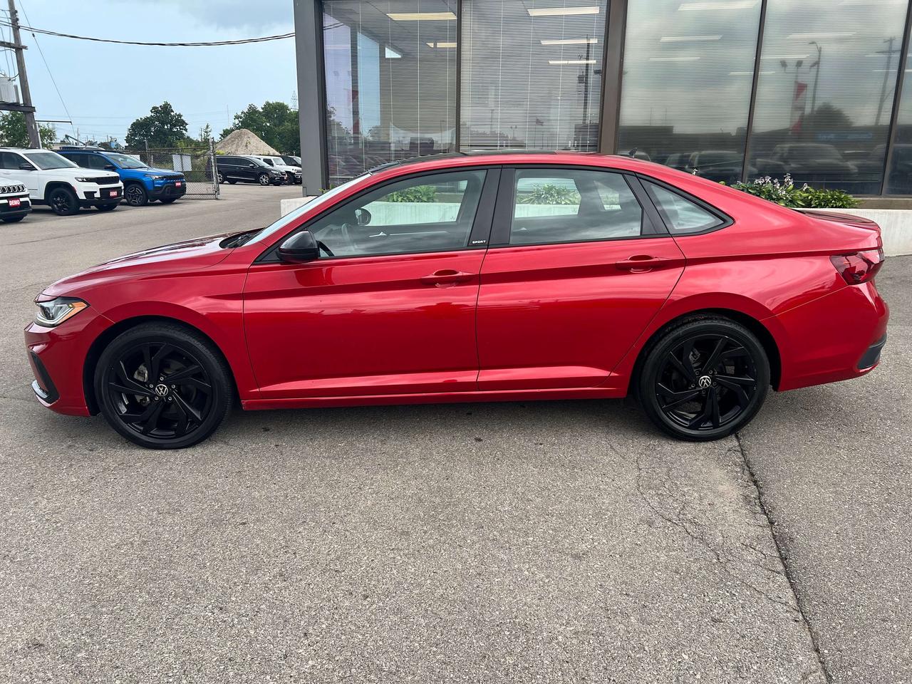 2025 Volkswagen Jetta Comfortline Sport *SUN *LTHR *PWR SEAT *HEAT SEATS Photo