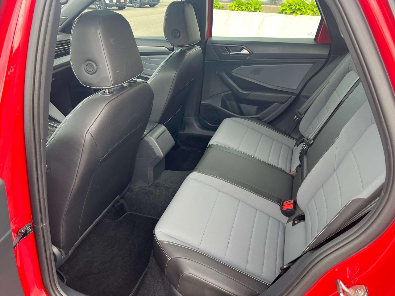 2025 Volkswagen Jetta Comfortline Sport *SUN *LTHR *PWR SEAT *HEAT SEATS Photo