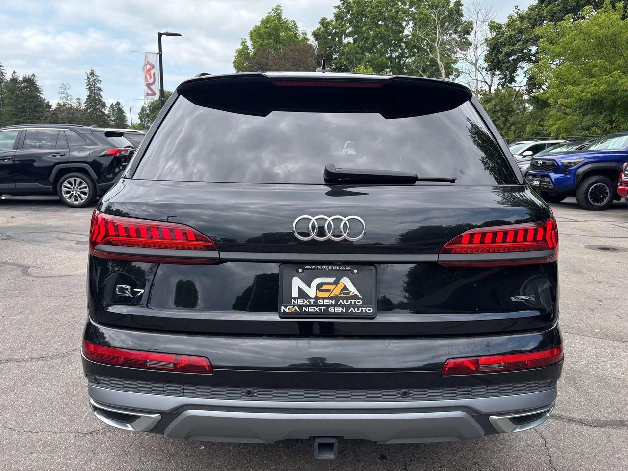 2022 Audi Q7 55 Komfort Clean CARFAX Navigation Panoramic Sunro Photo
