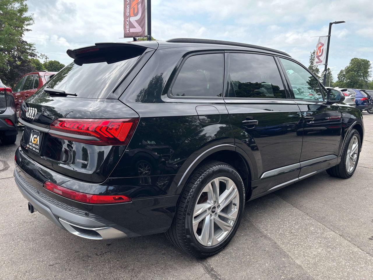 2022 Audi Q7 55 Komfort Clean CARFAX Navigation Panoramic Sunro Photo