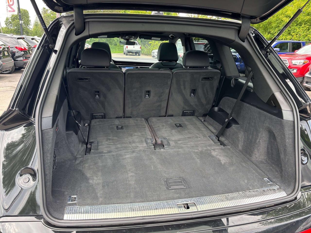 2022 Audi Q7 55 Komfort Clean CARFAX Navigation Panoramic Sunro Photo