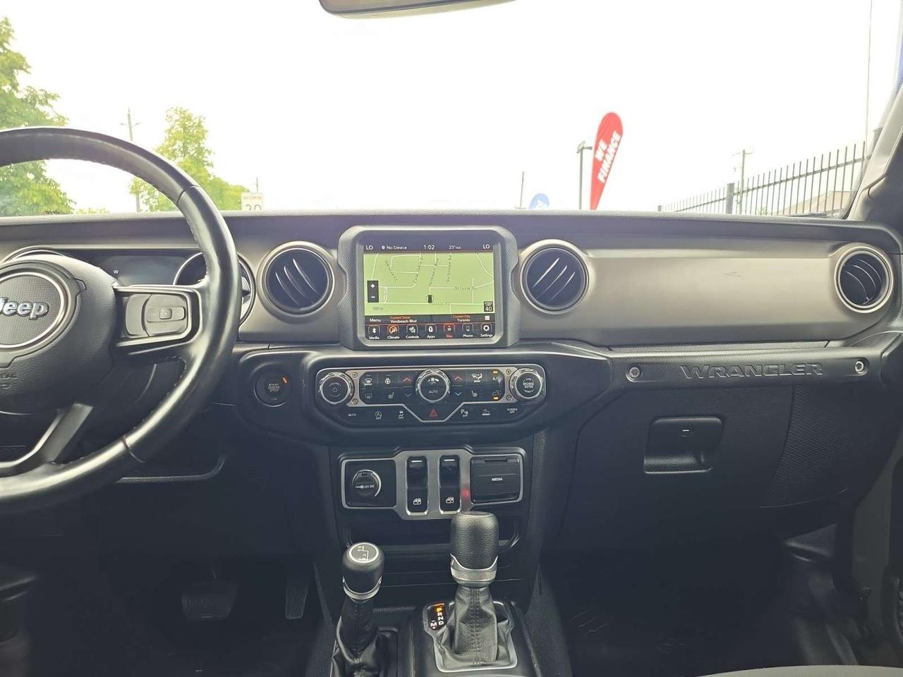 2022 Jeep Wrangler Willys 4x4 * 1 OWNER / BLIND SPOT ASSIST / CARPLAY / CAMERA / LED Photo