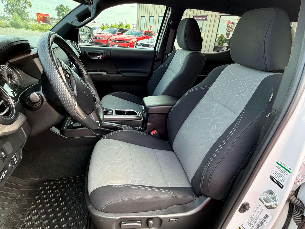 2023 Toyota Tacoma ** CALL NAPANEE 613*354*2100 Photo