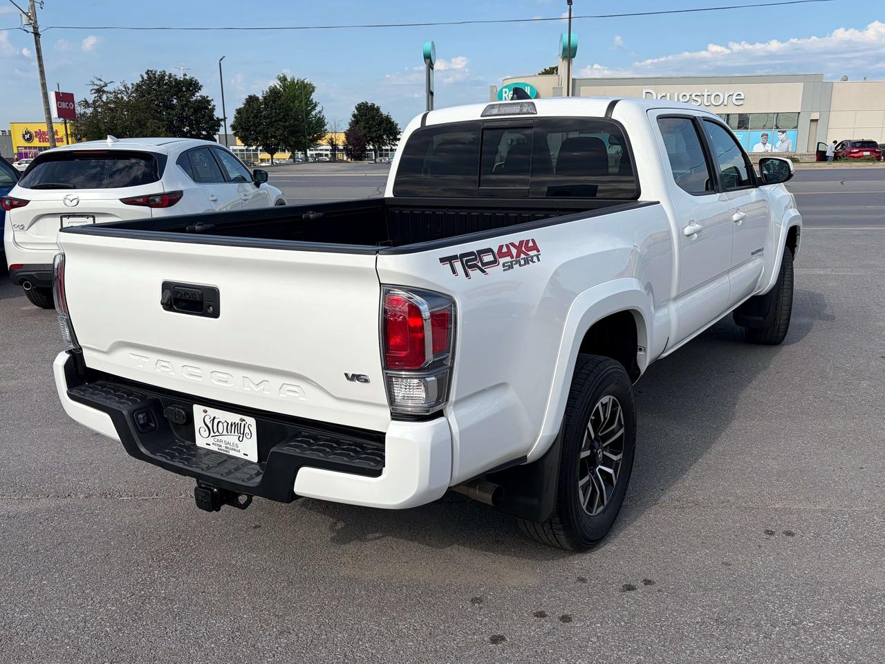 2023 Toyota Tacoma ** CALL NAPANEE 613*354*2100 Photo