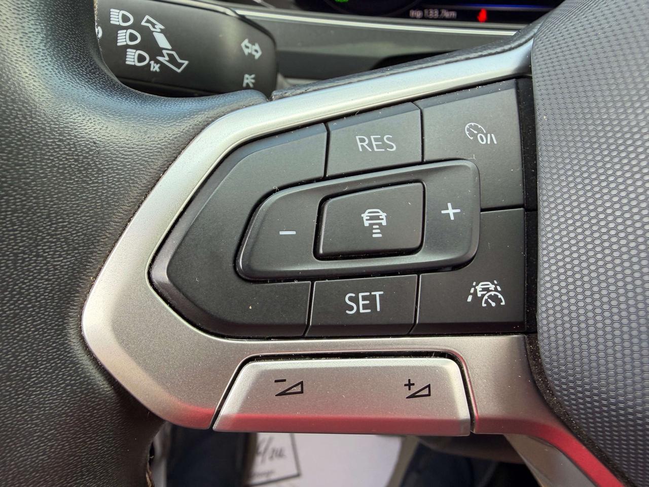 2022 Volkswagen Tiguan COMFORTLINE/LEATHER/PWR ROOF/CALL NAPANEE Photo