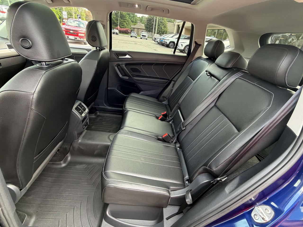 2022 Volkswagen Tiguan COMFORTLINE/LEATHER/PWR ROOF/CALL NAPANEE Photo