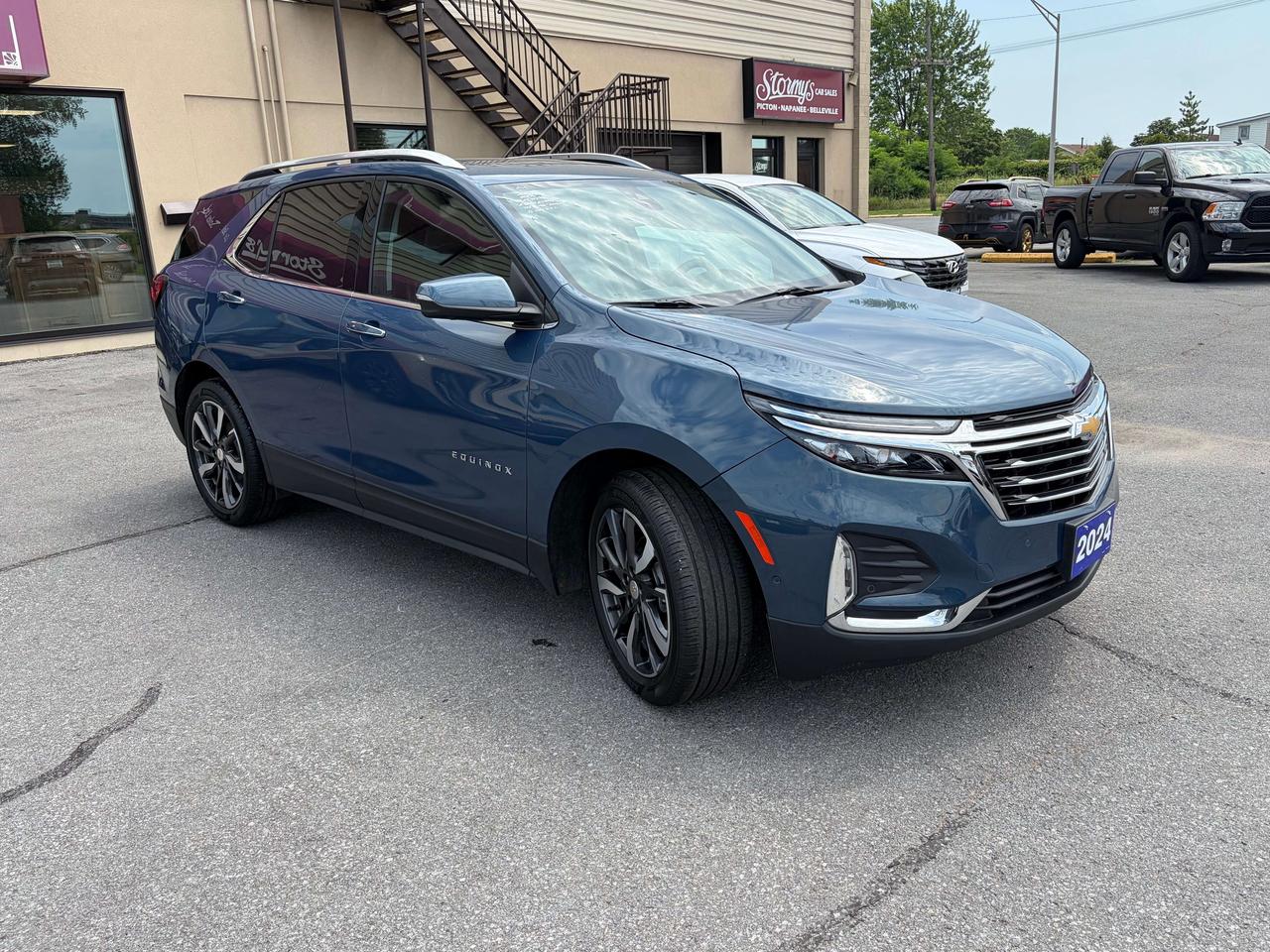 2024 Chevrolet Equinox Premier **CALL BELLEVILLE@613-961-8848** Photo