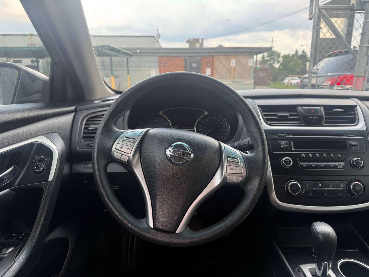 2017 Nissan Altima *** BLOWOUT SALE *** Photo