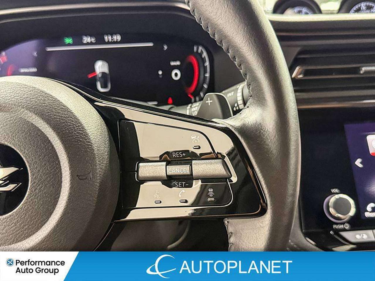 2024 Nissan Z Sport, Back Up Cam, Apple Carplay, 400 HP! Photo