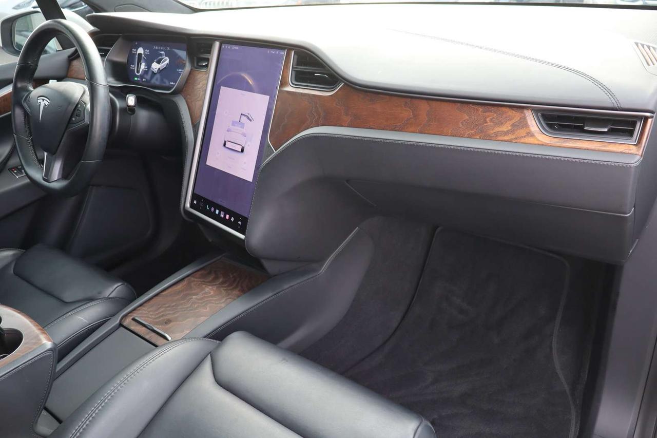 2019 Tesla Model X LONG RANGE AWD NO ACCIDENT 6 PASSENGER Photo
