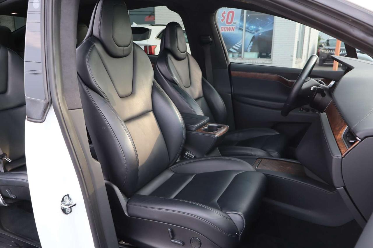 2019 Tesla Model X LONG RANGE AWD NO ACCIDENT 6 PASSENGER Photo