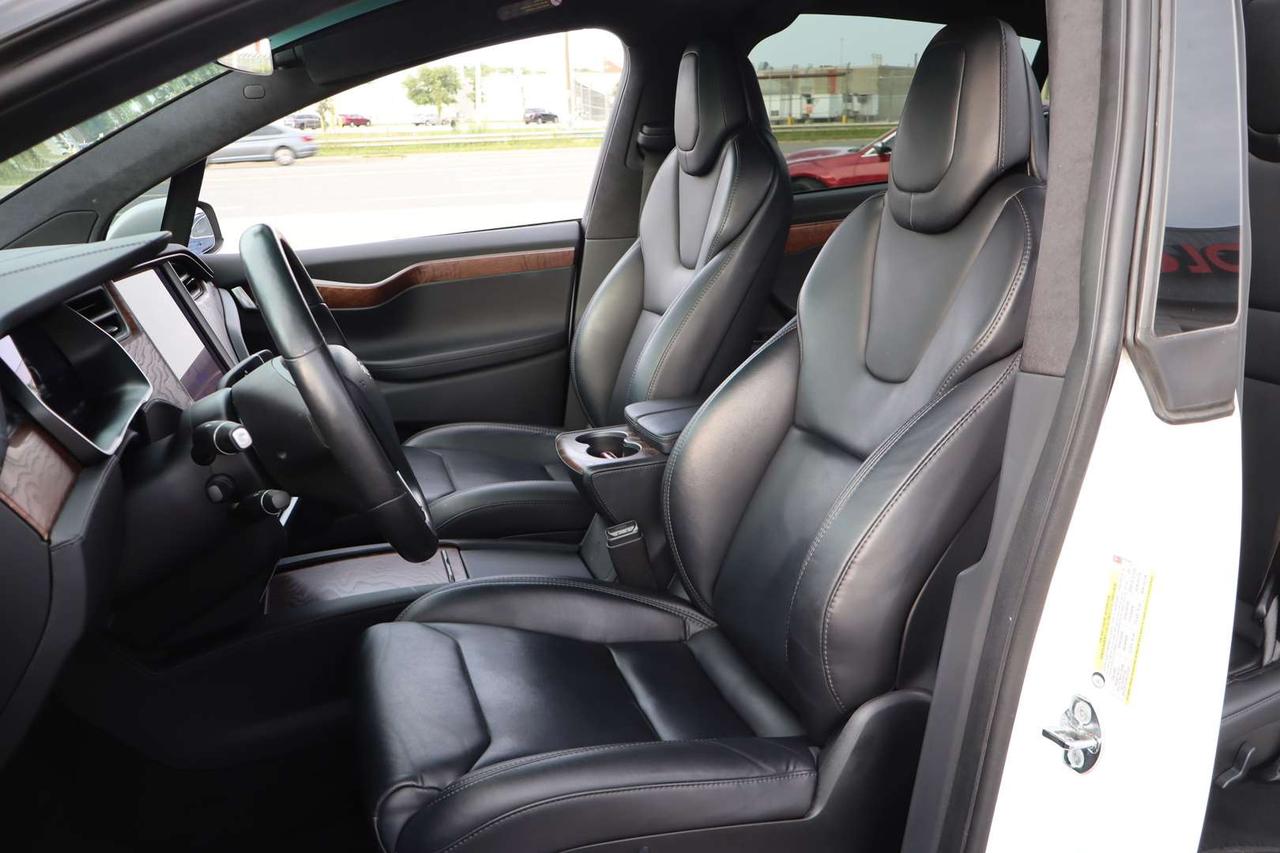 2019 Tesla Model X LONG RANGE AWD NO ACCIDENT 6 PASSENGER Photo