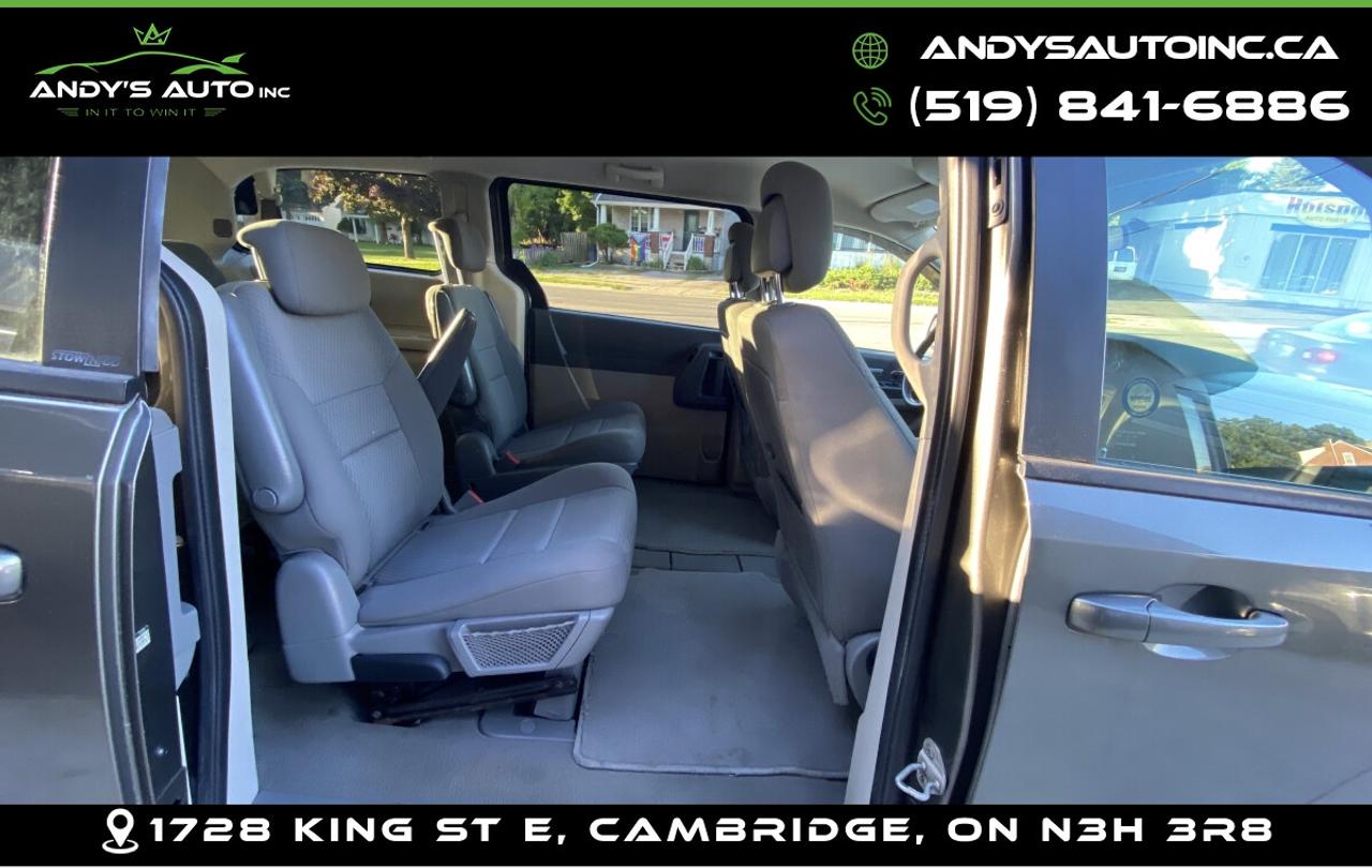 2010 Dodge Grand Caravan SXT ! STOW N GO ! 3.3L V6 SXT ! STOW N GO ! 3.3L Photo