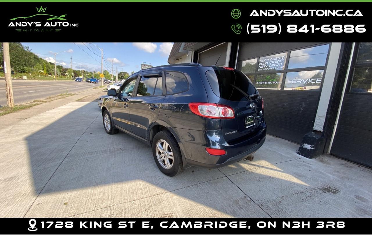 2012 Hyundai Santa Fe AWD ! V6 3.5L ! NO ACCIDNETS GLS AWD ! V6 3.5L ! NO ACCIDNETS Photo