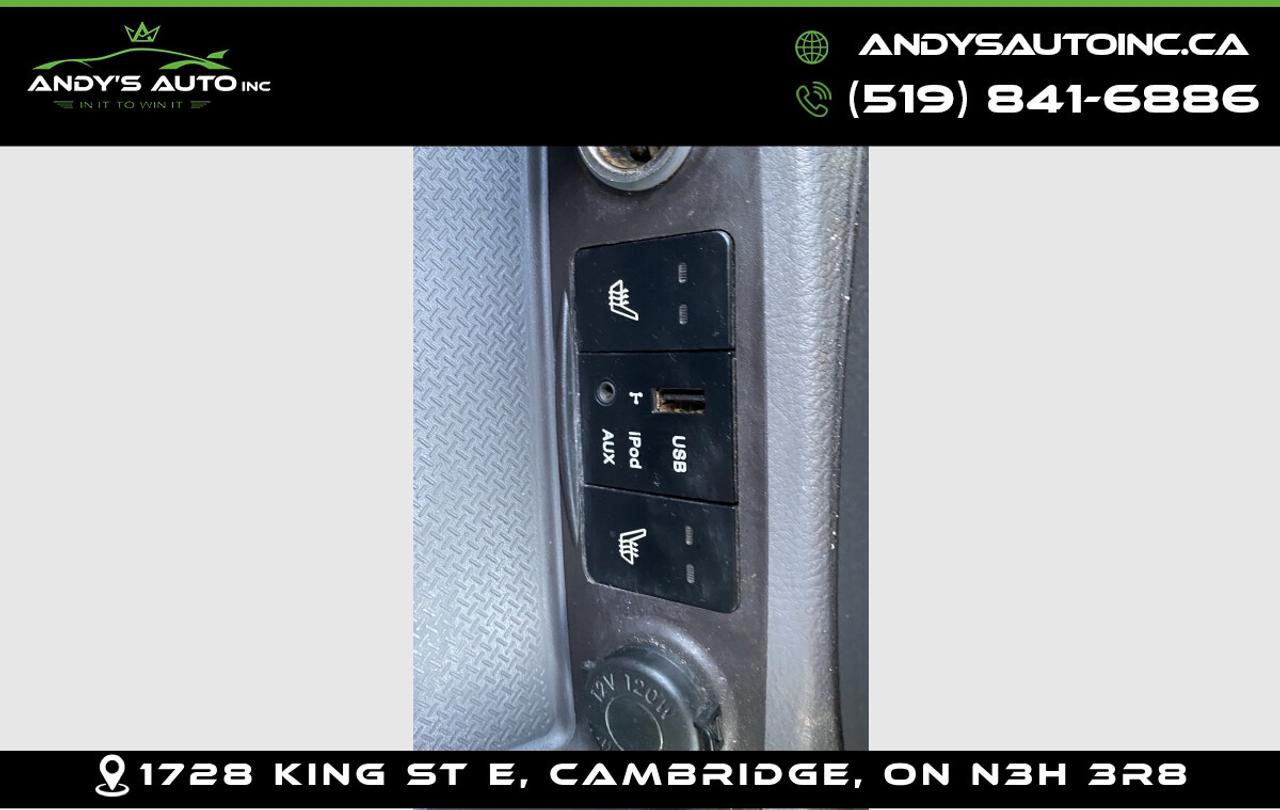 2012 Hyundai Santa Fe AWD ! V6 3.5L ! NO ACCIDNETS GLS AWD ! V6 3.5L ! NO ACCIDNETS Photo