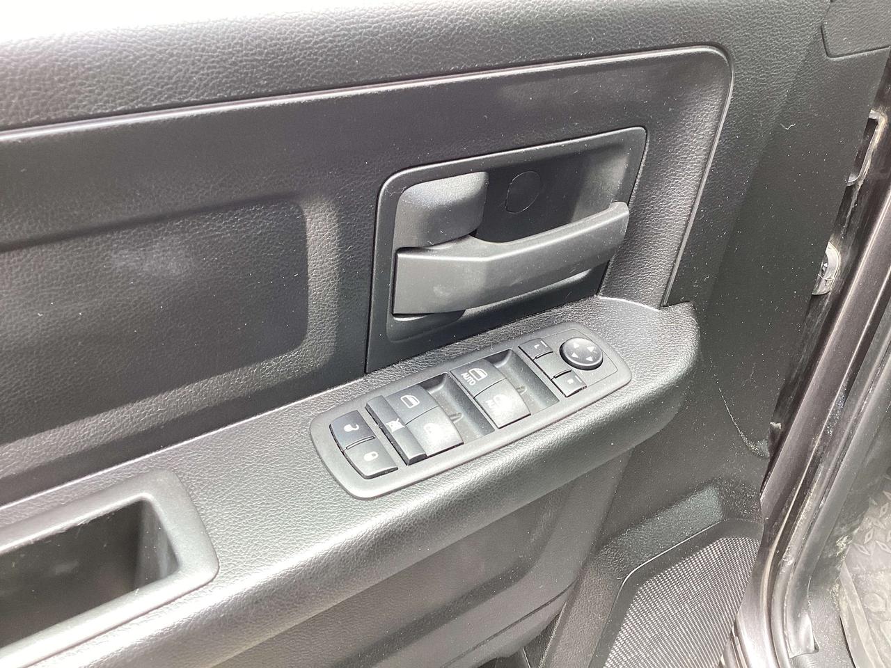 2023 RAM 1500 Express Photo