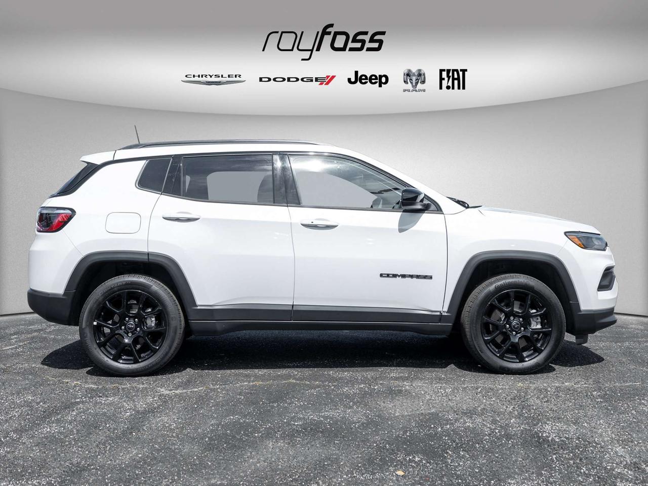 2026 Jeep Compass North   Adapt Cruise   Lane Warn   Fog lights Photo