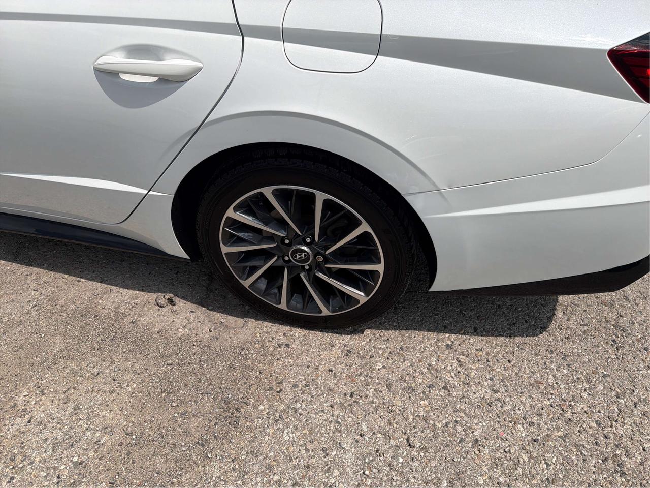 2022 Hyundai Sonata Luxury Photo