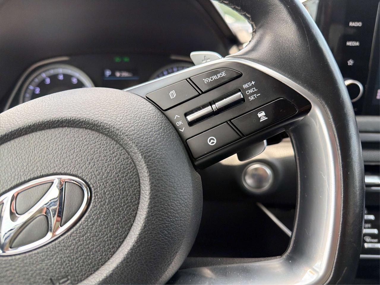 2022 Hyundai Sonata Luxury Photo