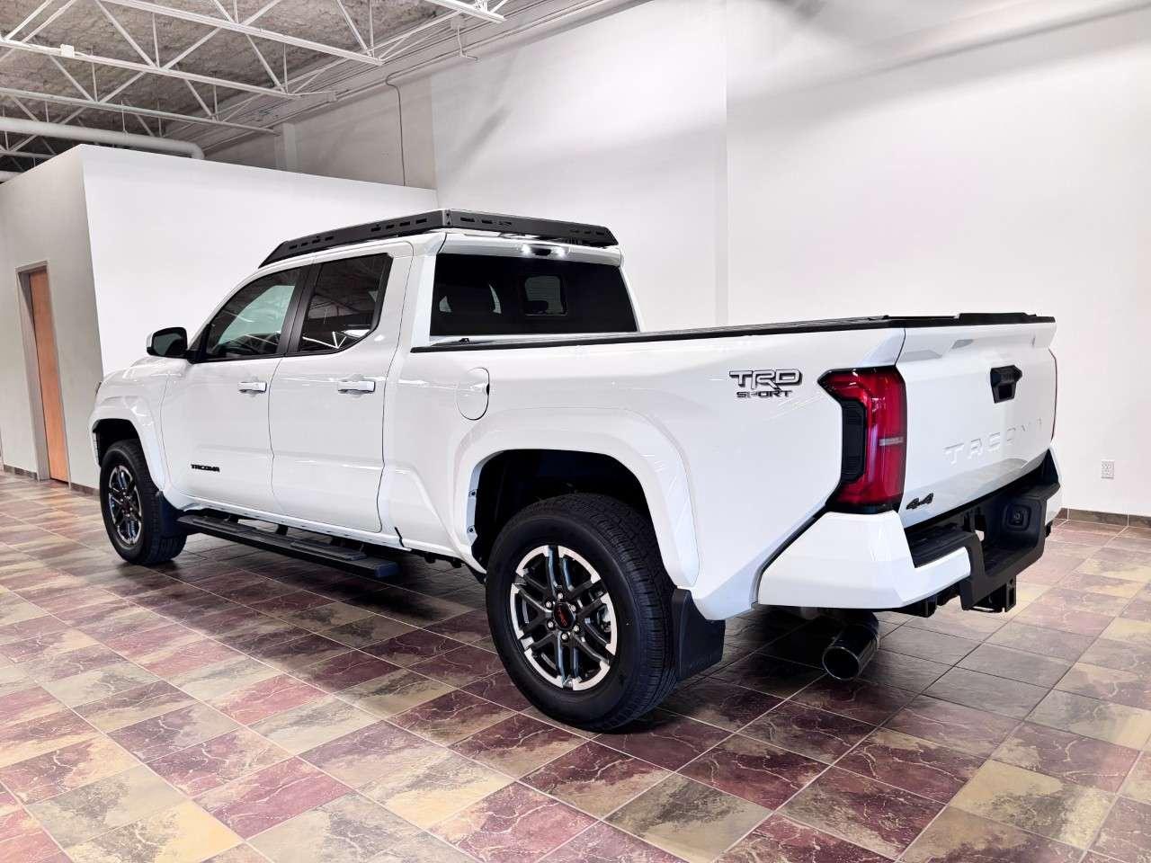 2025 Toyota Tacoma 4x4 Double Cab Auto Photo