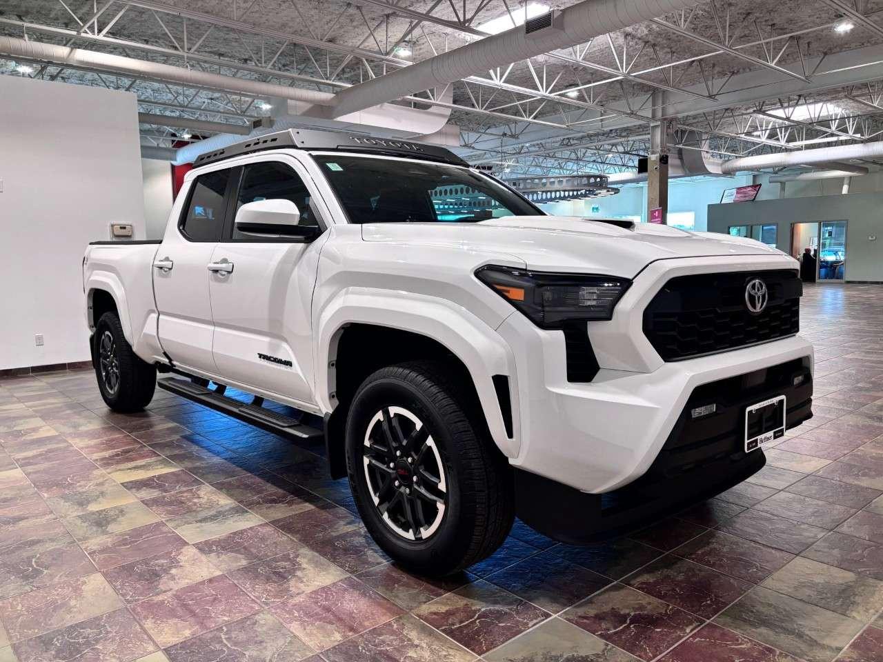 2025 Toyota Tacoma 4x4 Double Cab Auto Photo