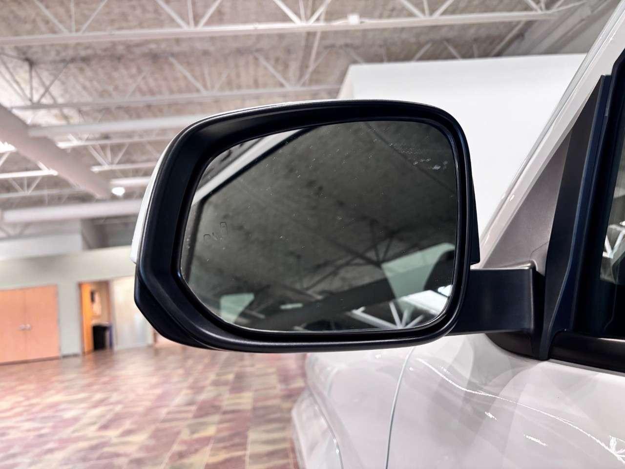 2025 Toyota Tacoma 4x4 Double Cab Auto Photo
