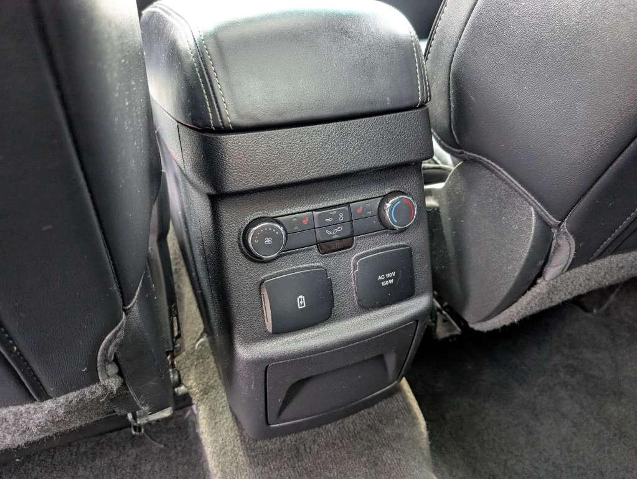 2017 Ford Explorer Platinum AWD NAV LEATHER PANOROOF CAMERA Photo