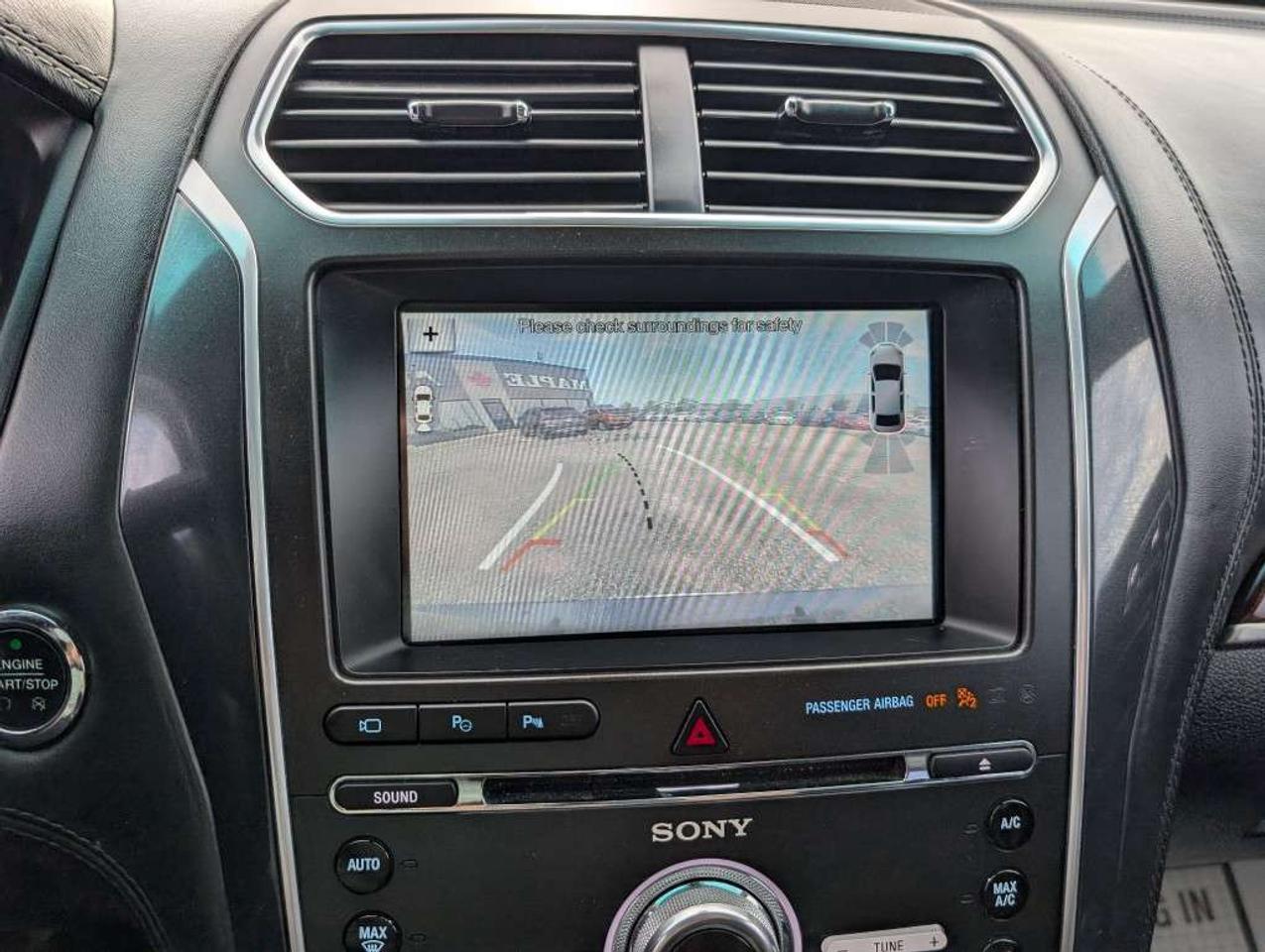 2017 Ford Explorer Platinum AWD NAV LEATHER PANOROOF CAMERA Photo
