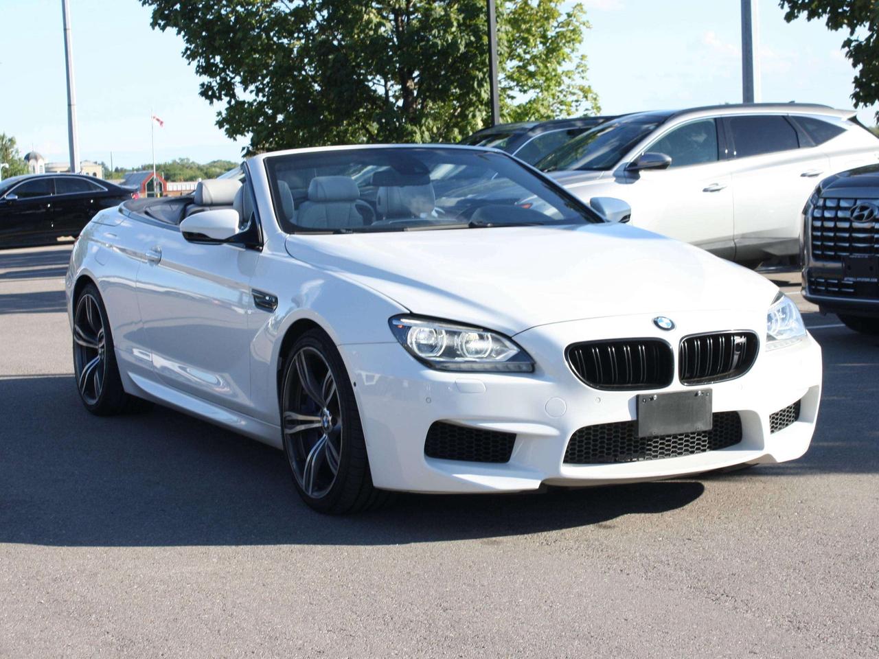 2012 BMW M6 V8 / 550 HP / Convertible / Leather Photo